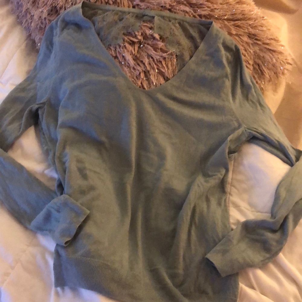 Sea green light sweater medium